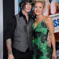 DJ Ashba Nicky Whelan HallPass LosAngeles Premiere(Photo ...