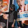 DJ Ashba Nicky Whelan HallPass LosAngeles Premiere(Photo ...