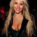 79567_NickyWhelanTVPresenter1a